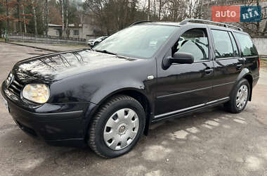 Универсал Volkswagen Golf 2002 в Житомире