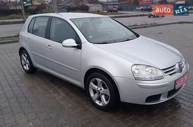 Хетчбек Volkswagen Golf 2008 в Полтаві