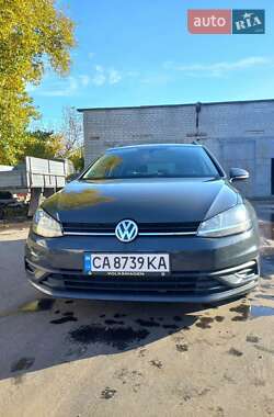 Універсал Volkswagen Golf 2017 в Черкасах