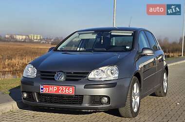Хетчбек Volkswagen Golf 2008 в Ковелі
