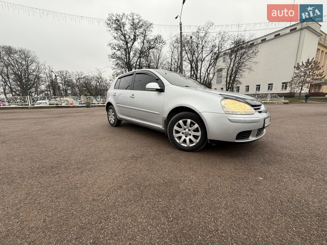 Повністю обслужений , сів поїхав , вікові недоліки по кузову , не критично , газ новий , гарна комплектація 