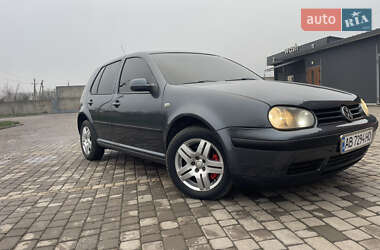 Хэтчбек Volkswagen Golf 2001 в Теофиполе