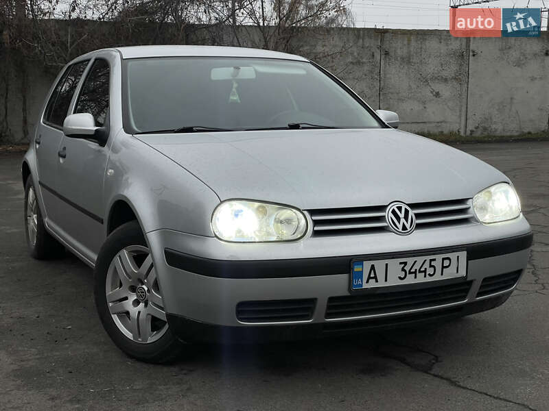 Volkswagen Golf 2001