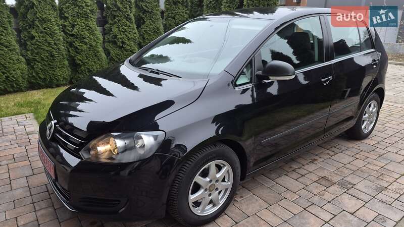 Хэтчбек Volkswagen Golf 2012 в Ровно