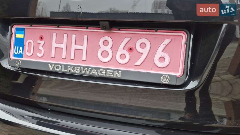 Хэтчбек Volkswagen Golf 2012 в Ровно