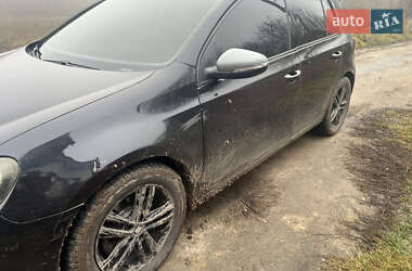 Хэтчбек Volkswagen Golf 2010 в Хмельницком