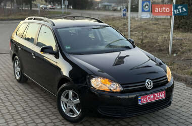 Универсал Volkswagen Golf 2012 в Самборе