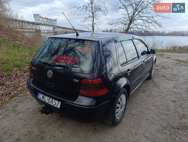 Хетчбек Volkswagen Golf 2000 в Кременчуці