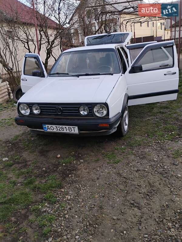 Хетчбек Volkswagen Golf 1987 в Вилку
