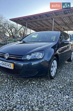 Хэтчбек Volkswagen Golf 2010 в Берегомете