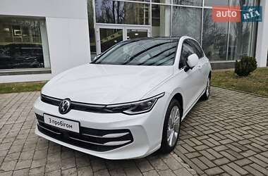 Хетчбек Volkswagen Golf 2024 в Києві