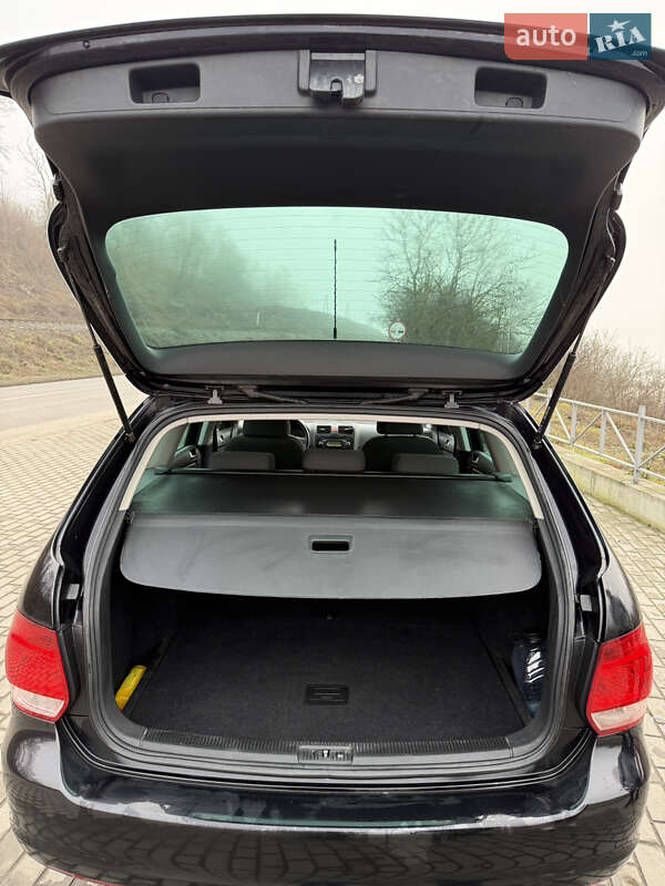 Універсал Volkswagen Golf 2008 в Тернополі