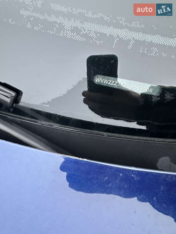 Хэтчбек Volkswagen Golf 2005 в Косове