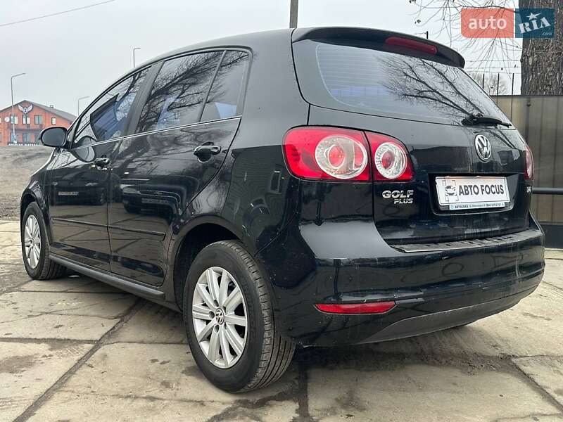 Хэтчбек Volkswagen Golf 2013 в Киеве фото 5 Хэтчбек Volkswagen Golf 2013 в Киеве