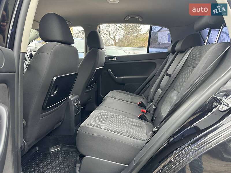 Хэтчбек Volkswagen Golf 2013 в Киеве фото 10 Хэтчбек Volkswagen Golf 2013 в Киеве