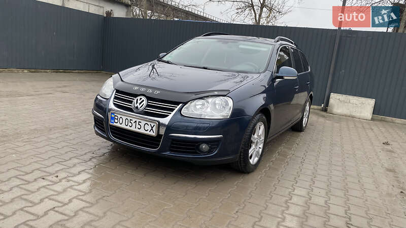 Універсал Volkswagen Golf 2009 в Тернополі