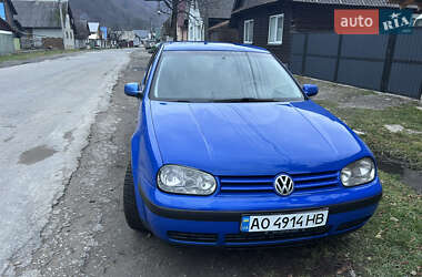 Хэтчбек Volkswagen Golf 1999 в Дубовом