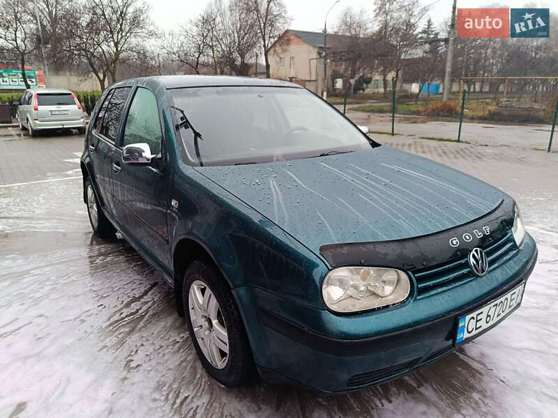 Volkswagen Golf 2002