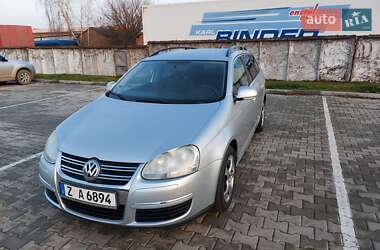 Универсал Volkswagen Golf 2008 в Нововолынске