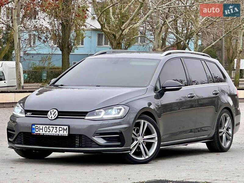 Універсал Volkswagen Golf 2017 в Одесі