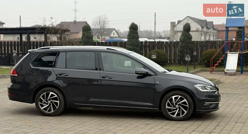 Універсал Volkswagen Golf 2018 в Стрию
