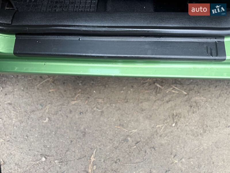 Хетчбек Volkswagen Golf 2000 в Турці