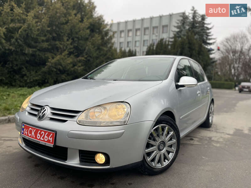 Хетчбек Volkswagen Golf 2006 в Шепетівці