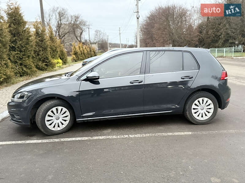 Хетчбек Volkswagen Golf 2019 в Хмельницькому