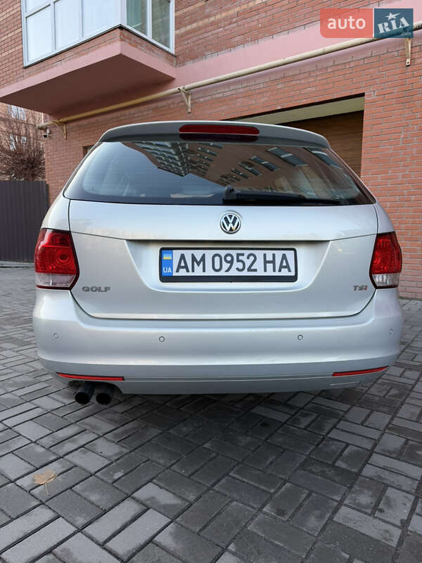 Універсал Volkswagen Golf 2010 в Бердичеві