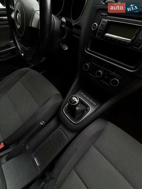 Універсал Volkswagen Golf 2010 в Бердичеві