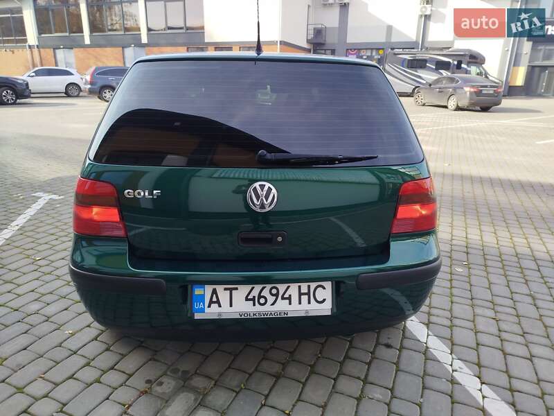 Хетчбек Volkswagen Golf 2000 в Коломиї