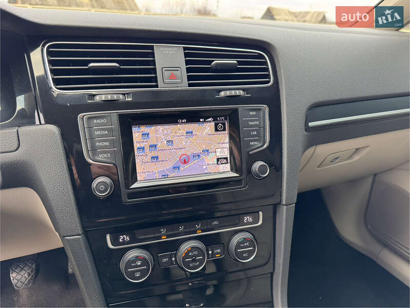 Універсал Volkswagen Golf 2013 в Мукачевому