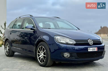 Универсал Volkswagen Golf 2010 в Луцке