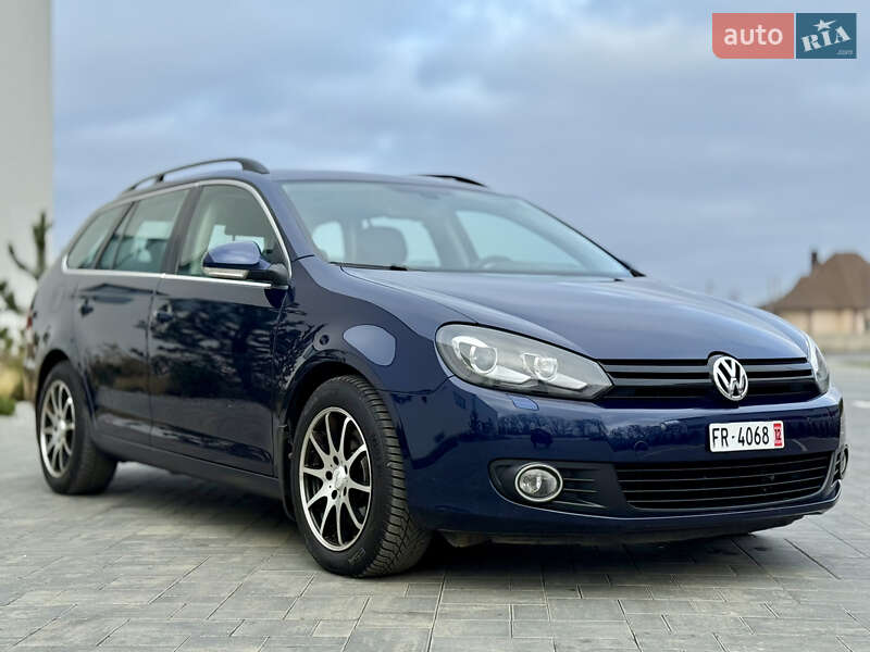 Универсал Volkswagen Golf 2010 в Луцке