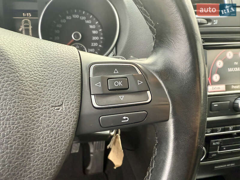 Универсал Volkswagen Golf 2010 в Луцке