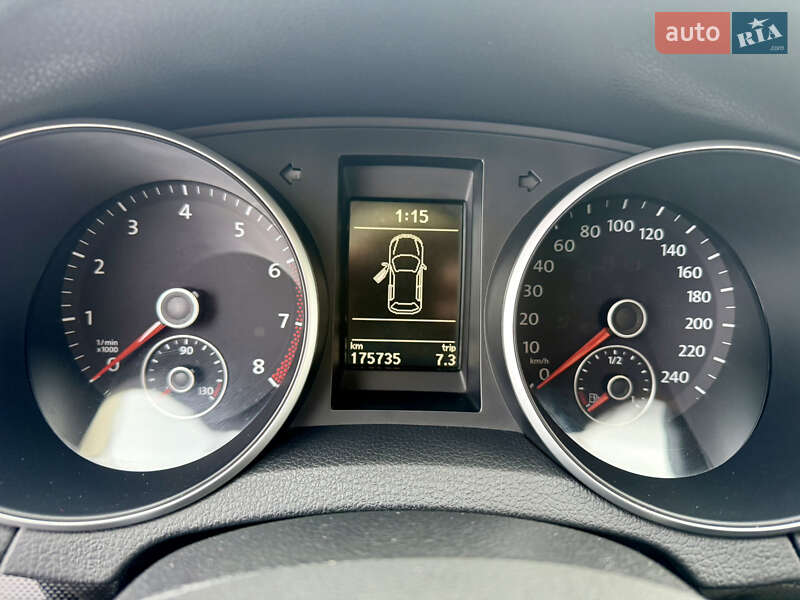 Универсал Volkswagen Golf 2010 в Луцке