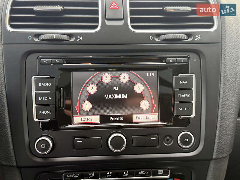 Универсал Volkswagen Golf 2010 в Луцке