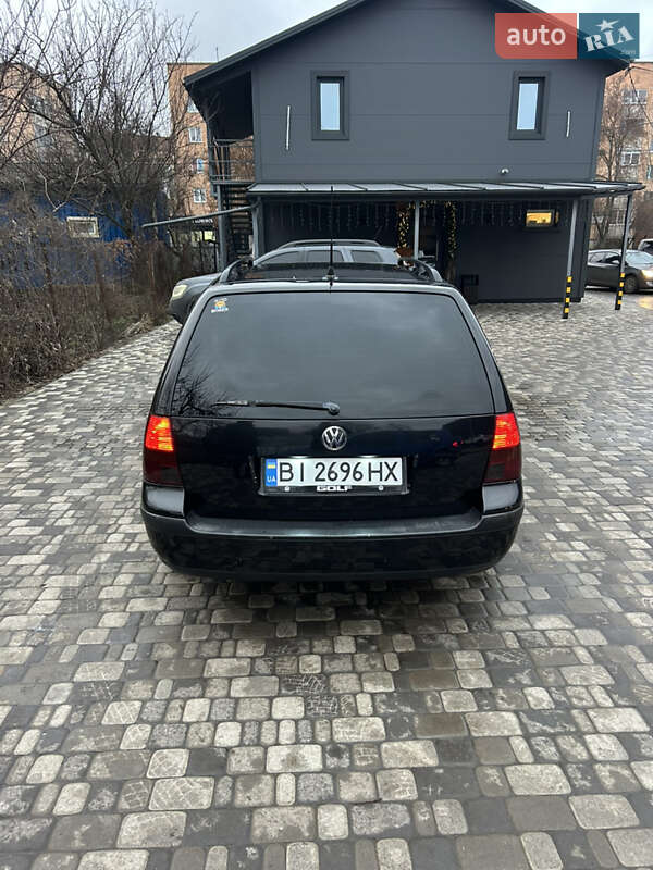 Універсал Volkswagen Golf 2002 в Гадячі