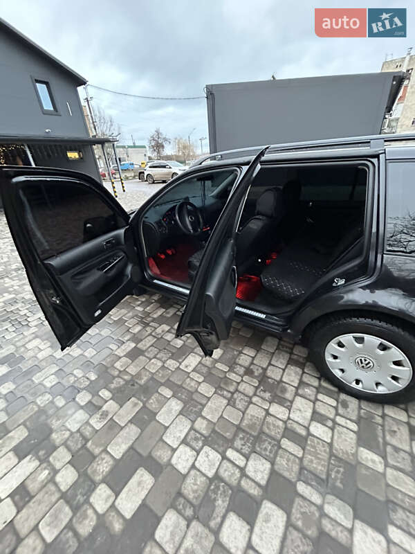Універсал Volkswagen Golf 2002 в Гадячі