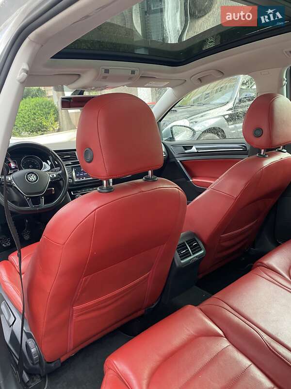 Універсал Volkswagen Golf 2014 в Львові