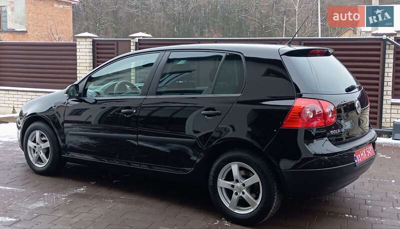 Хетчбек Volkswagen Golf 2006 в Бучачі