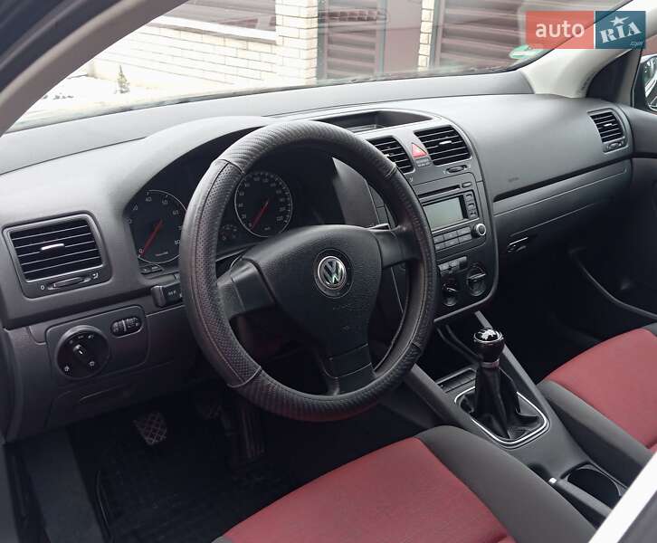 Хетчбек Volkswagen Golf 2006 в Бучачі