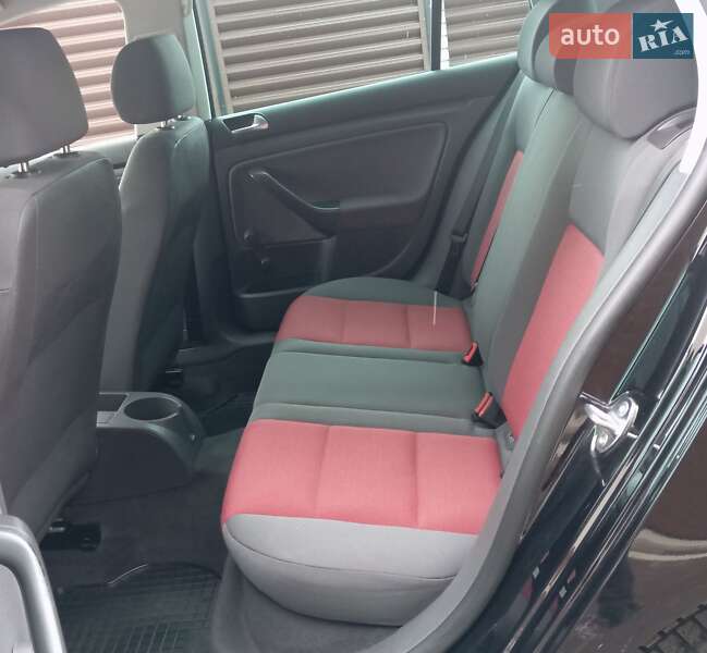 Хетчбек Volkswagen Golf 2006 в Бучачі