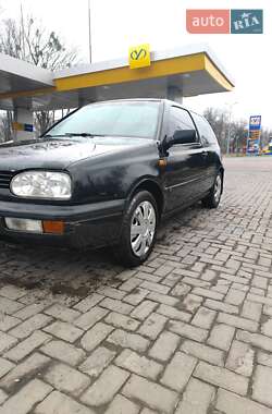 Хэтчбек Volkswagen Golf 1994 в Гайсине