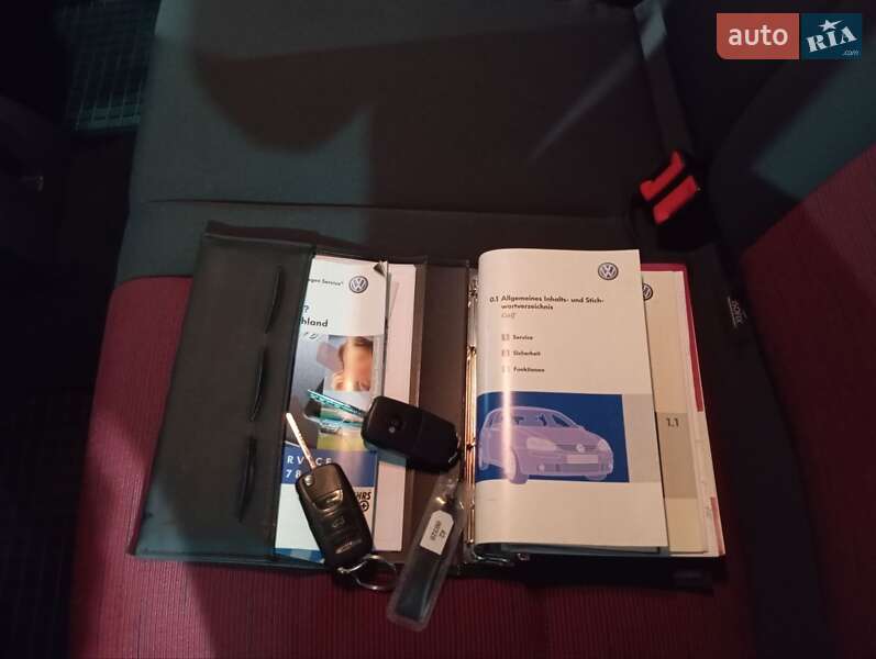 Хетчбек Volkswagen Golf 2006 в Бучачі