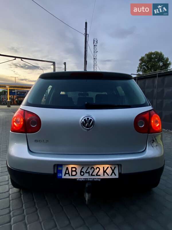 Хетчбек Volkswagen Golf 2005 в Кременчуці