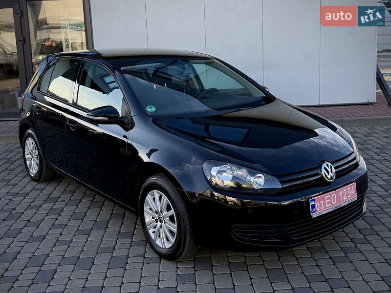 Хетчбек Volkswagen Golf 2011 в Мукачевому