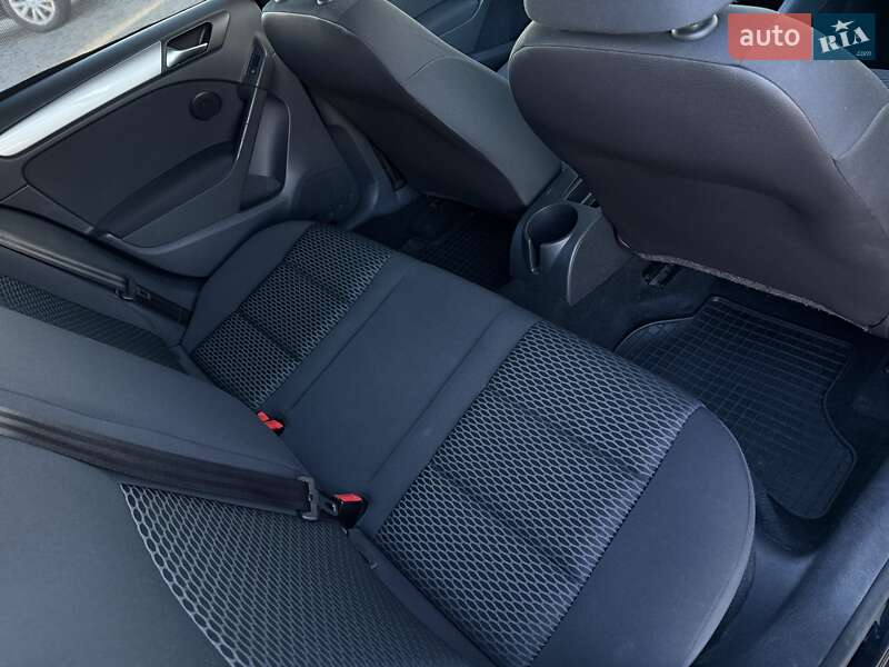 Хетчбек Volkswagen Golf 2011 в Мукачевому