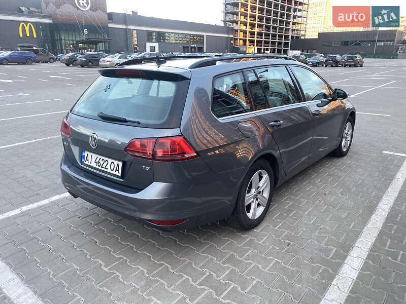 Універсал Volkswagen Golf 2015 в Києві