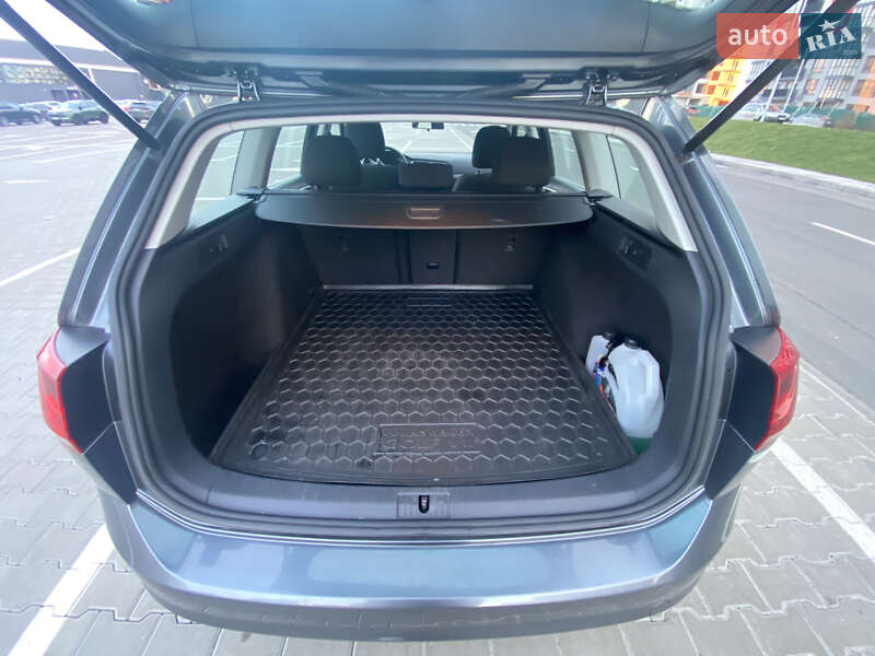 Універсал Volkswagen Golf 2015 в Києві